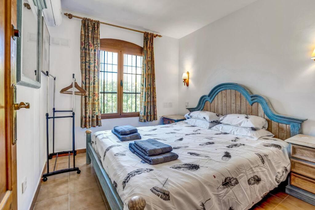 Villa La Isla Casa Barnaby à Platja de Larenal Extérieur photo