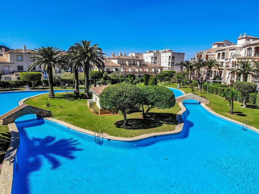Villa La Isla Casa Barnaby à Platja de Larenal Extérieur photo