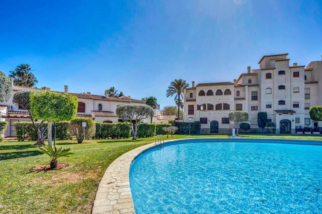 Villa La Isla Casa Barnaby à Platja de Larenal Extérieur photo